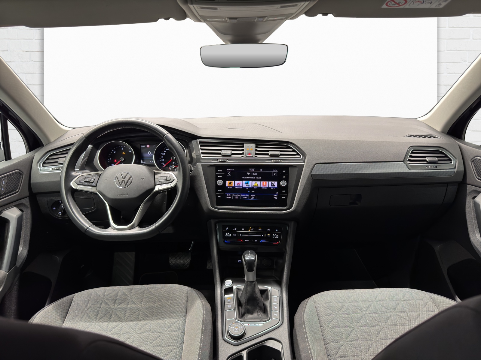 VW Tiguan 2.0 TDI SCR Life DSG-image-7