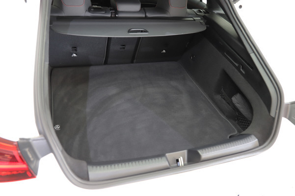 MERCEDES-BENZ CLA SB 200 7G-DCT-image-11