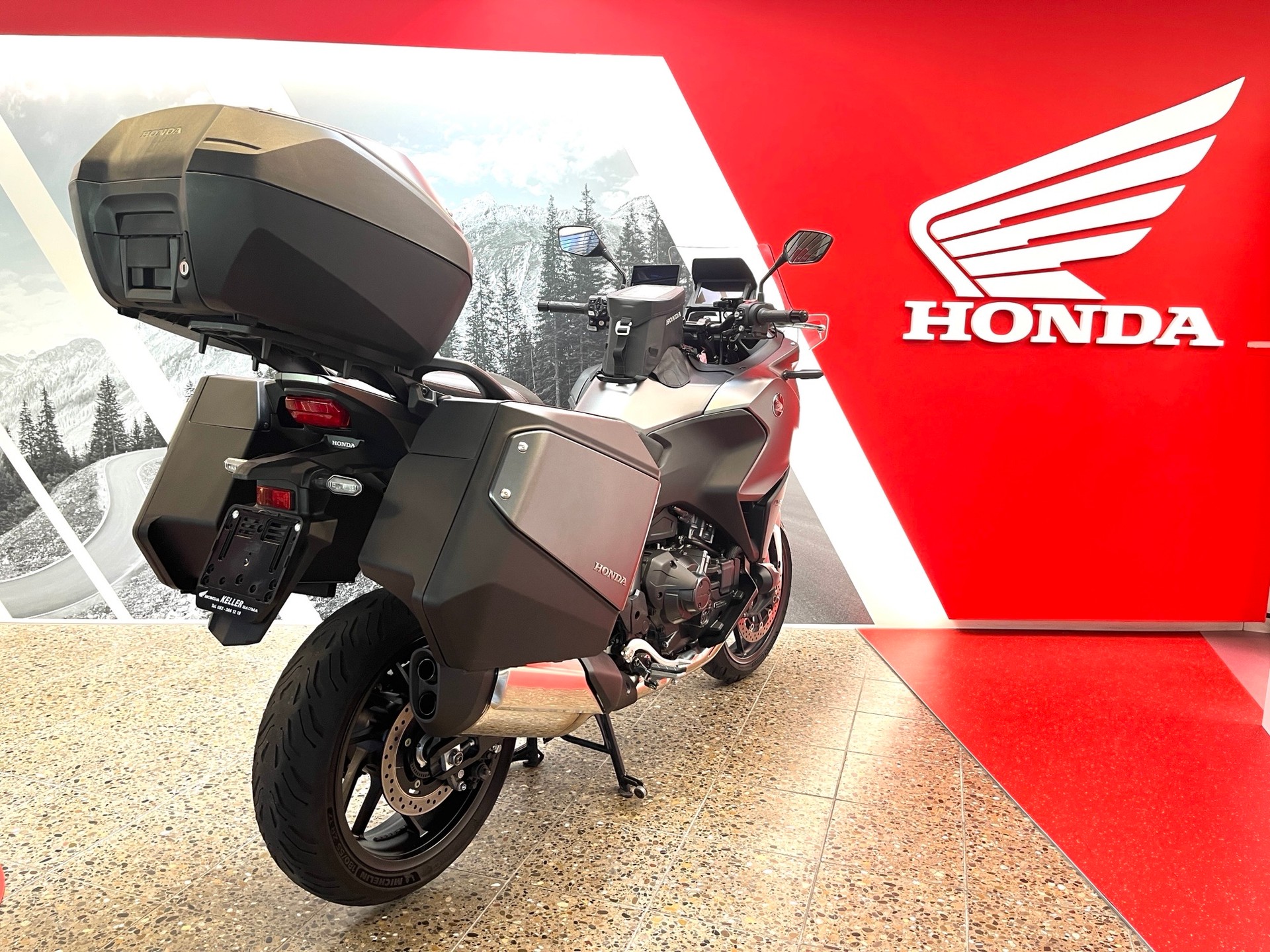 HONDA NT 1100 DCT-image-3