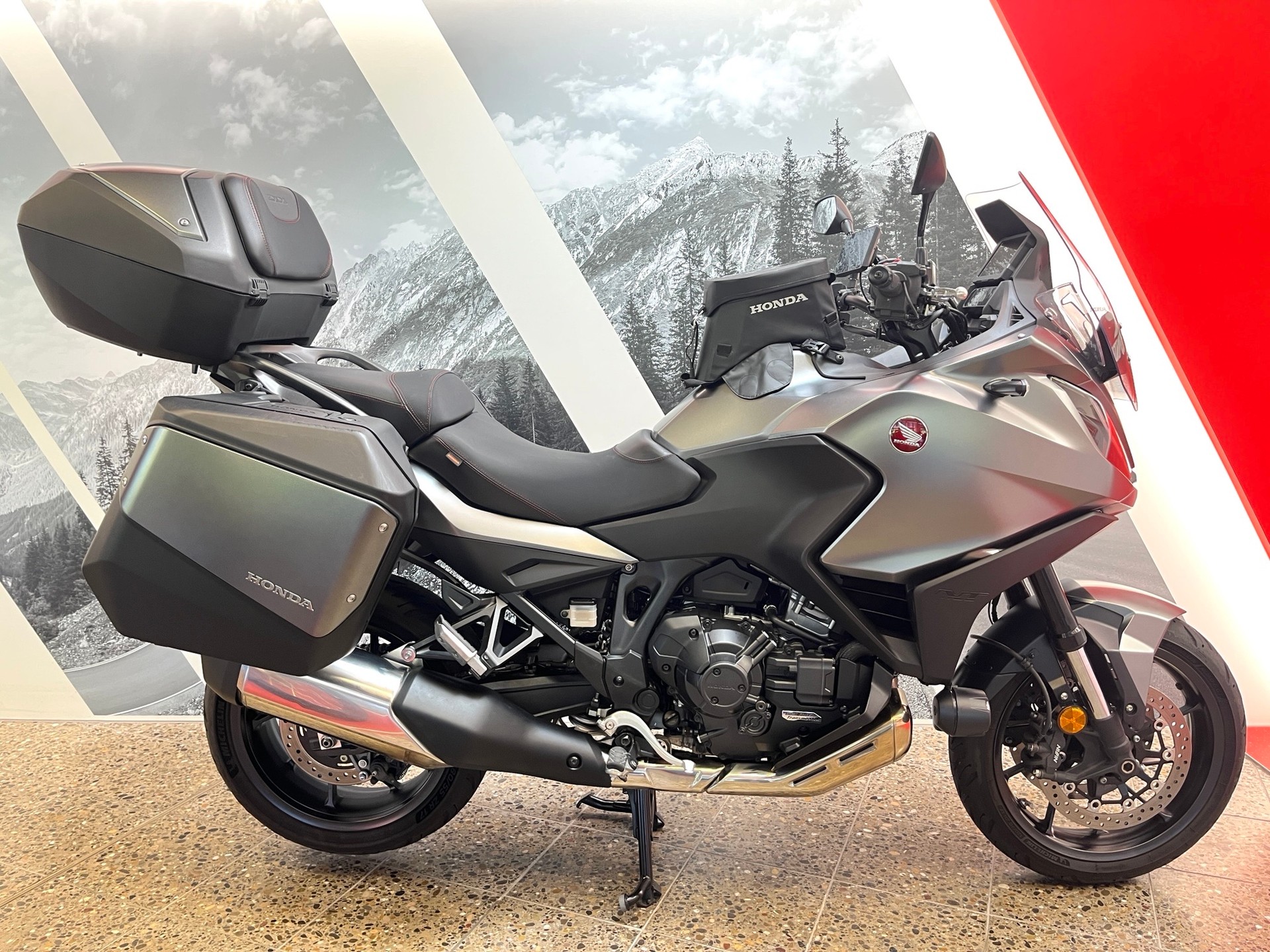 HONDA NT 1100 DCT-image-0