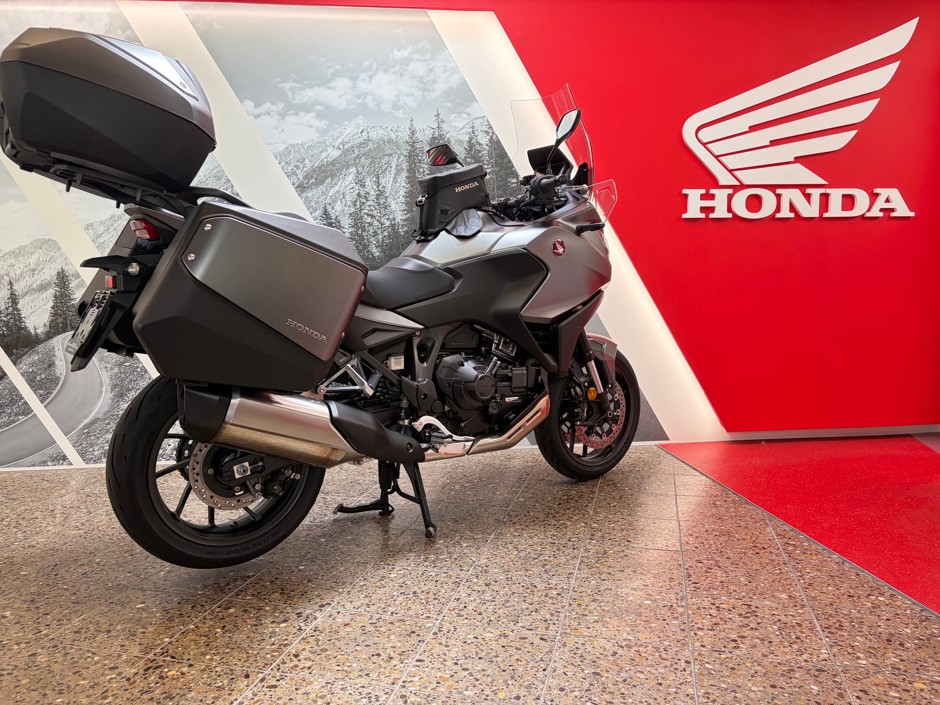 HONDA NT 1100 DCT-showroom-element-3