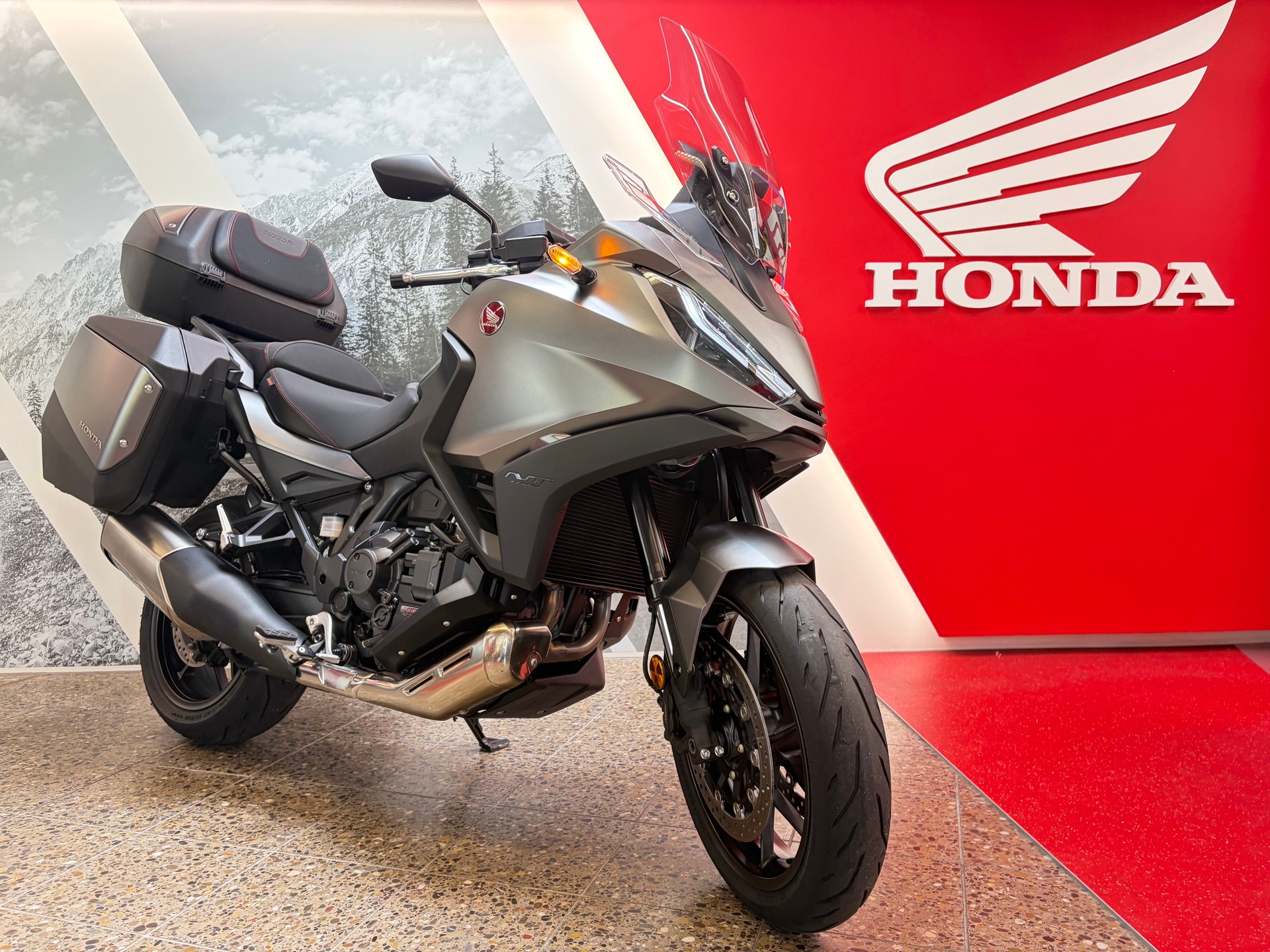 HONDA NT 1100 DCT-showroom-element-2