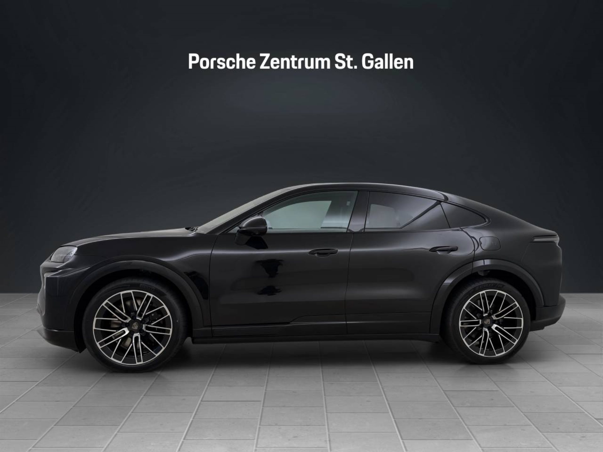 PORSCHE Cayenne Turbo Coupé Electric-showroom-element-1
