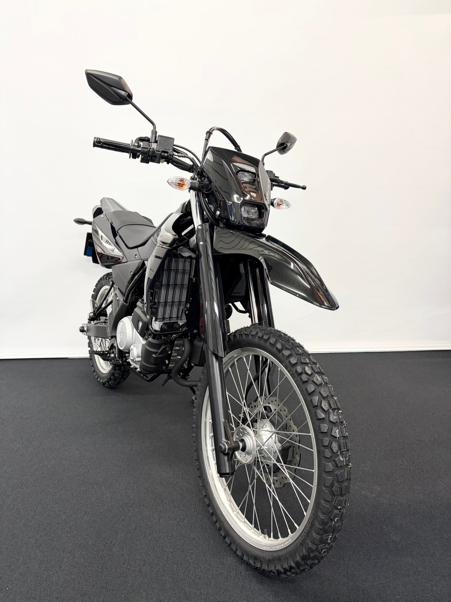 YAMAHA WR 125 R-image-3