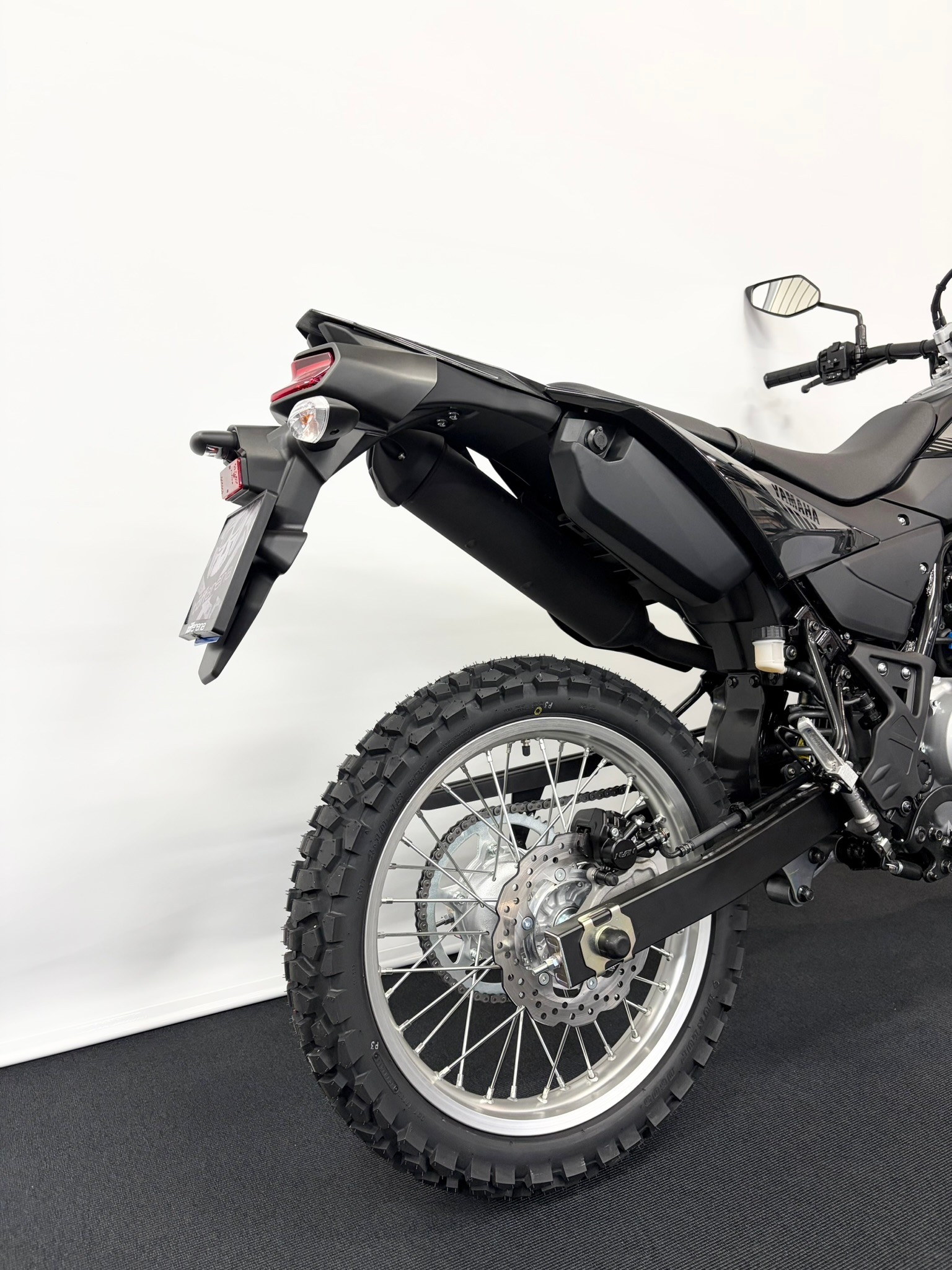 YAMAHA WR 125 R-image-1