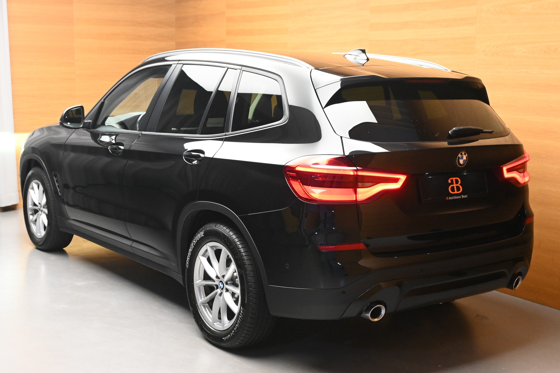 BMW X3 xDrive 20d xLine Steptronic-image-4