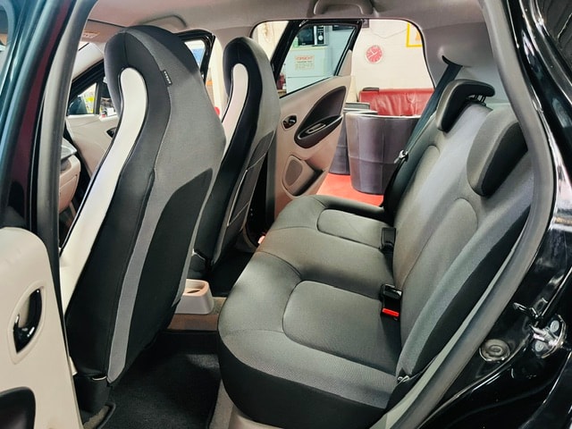 RENAULT Zoe Intens R240-image-14
