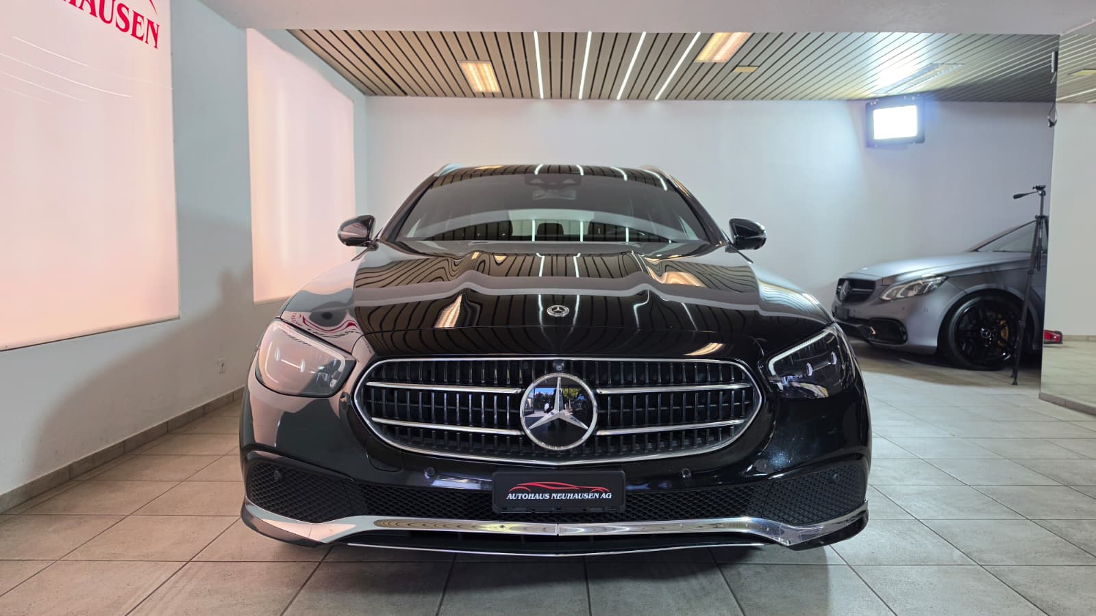 MERCEDES-BENZ E 220 d T Avantgarde 9G-Tronic, SCHWEIZER FAHRZEUG, TOP AUSSTATTUNG, FRISCH AB MFK-showroom-element-1