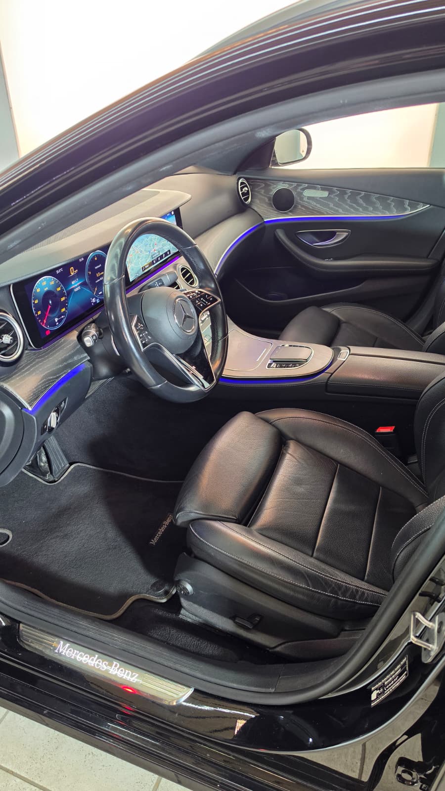 MERCEDES-BENZ E 220 d T Avantgarde 9G-Tronic, SCHWEIZER FAHRZEUG, TOP AUSSTATTUNG, FRISCH AB MFK-image-10