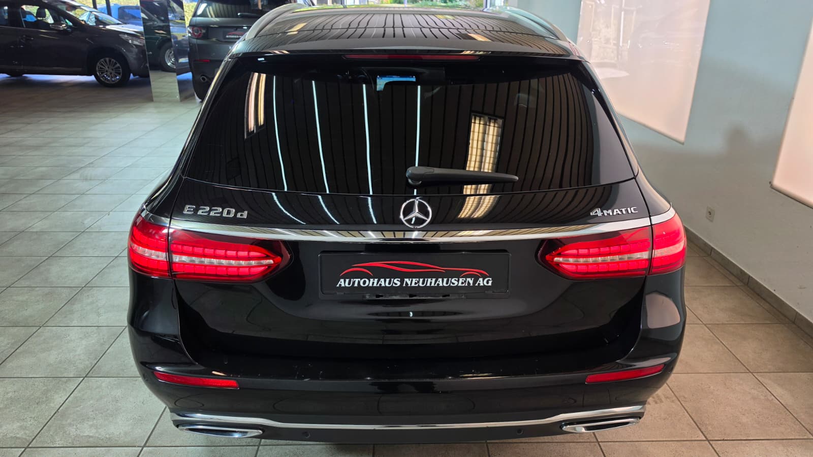 MERCEDES-BENZ E 220 d T Avantgarde 9G-Tronic, SCHWEIZER FAHRZEUG, TOP AUSSTATTUNG, FRISCH AB MFK-image-14