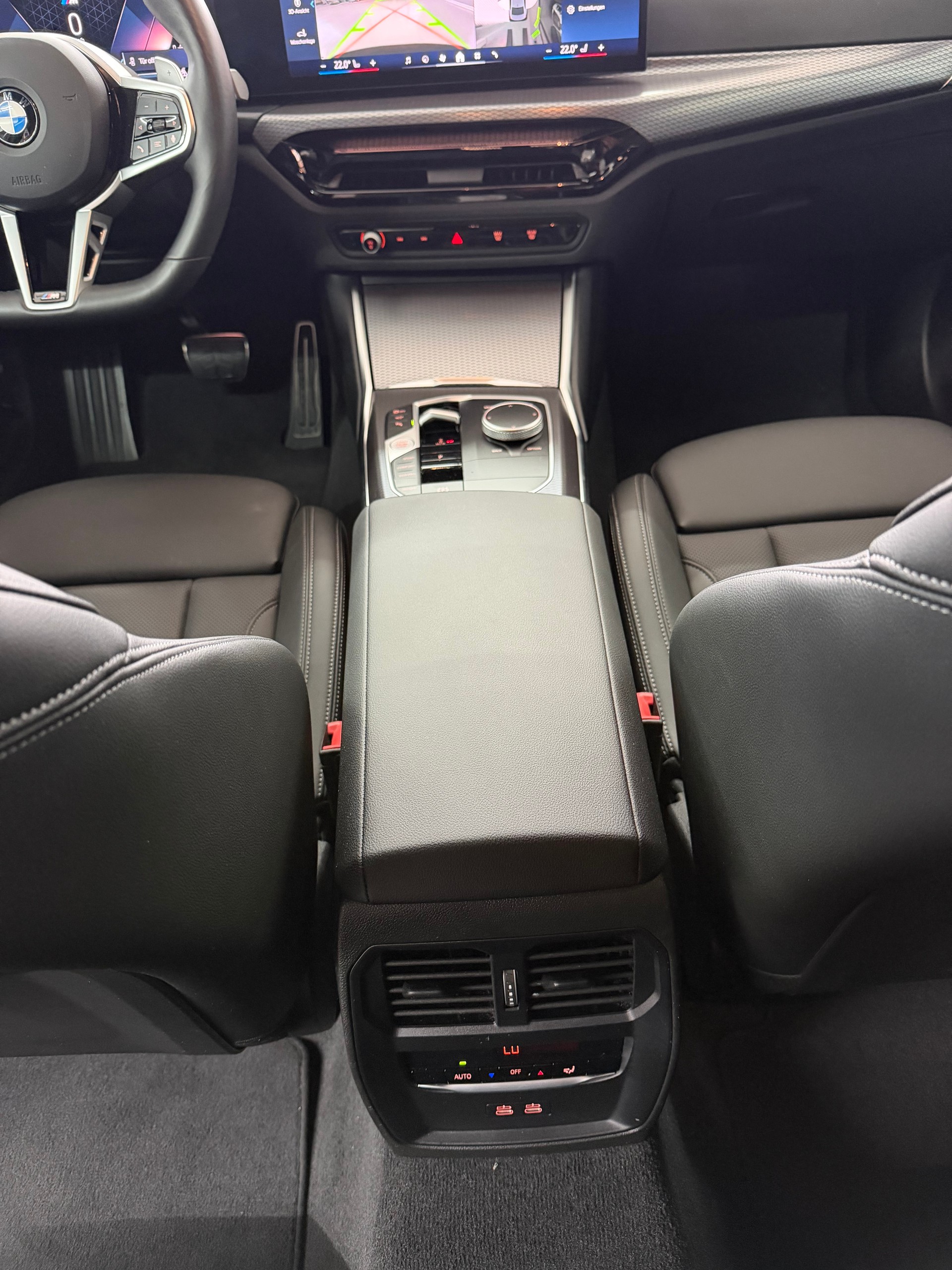 BMW 320d xDrive 48V Steptronic M Sport Pro-image-10