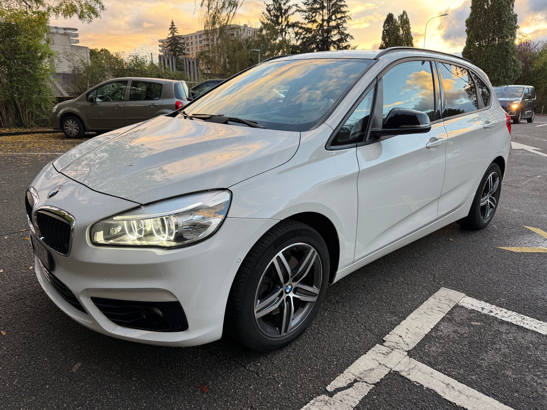 BMW 220i Active Tourer Luxury Line