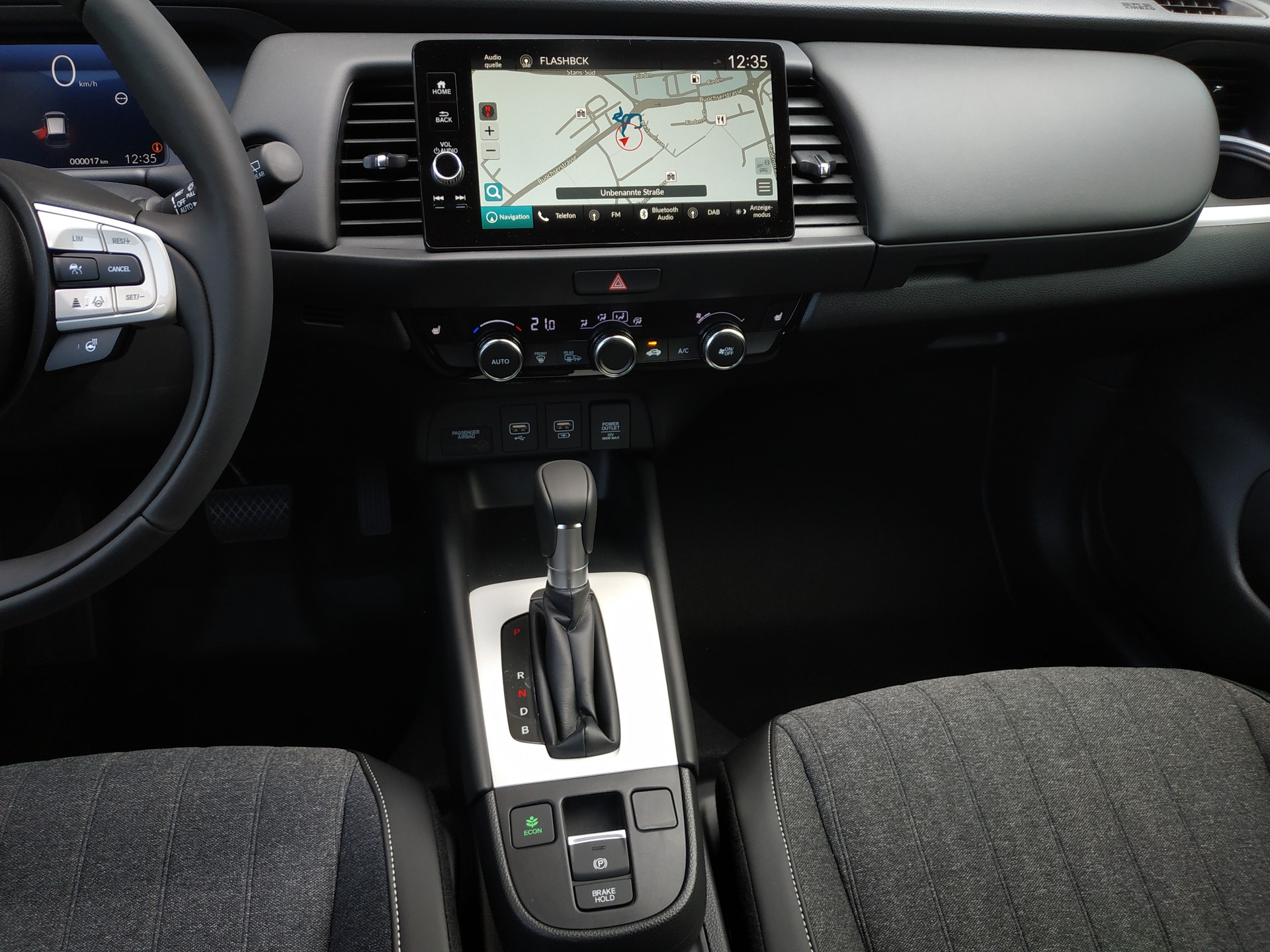 HONDA Jazz 1.5i-MMD Advance E-CVT-image-11