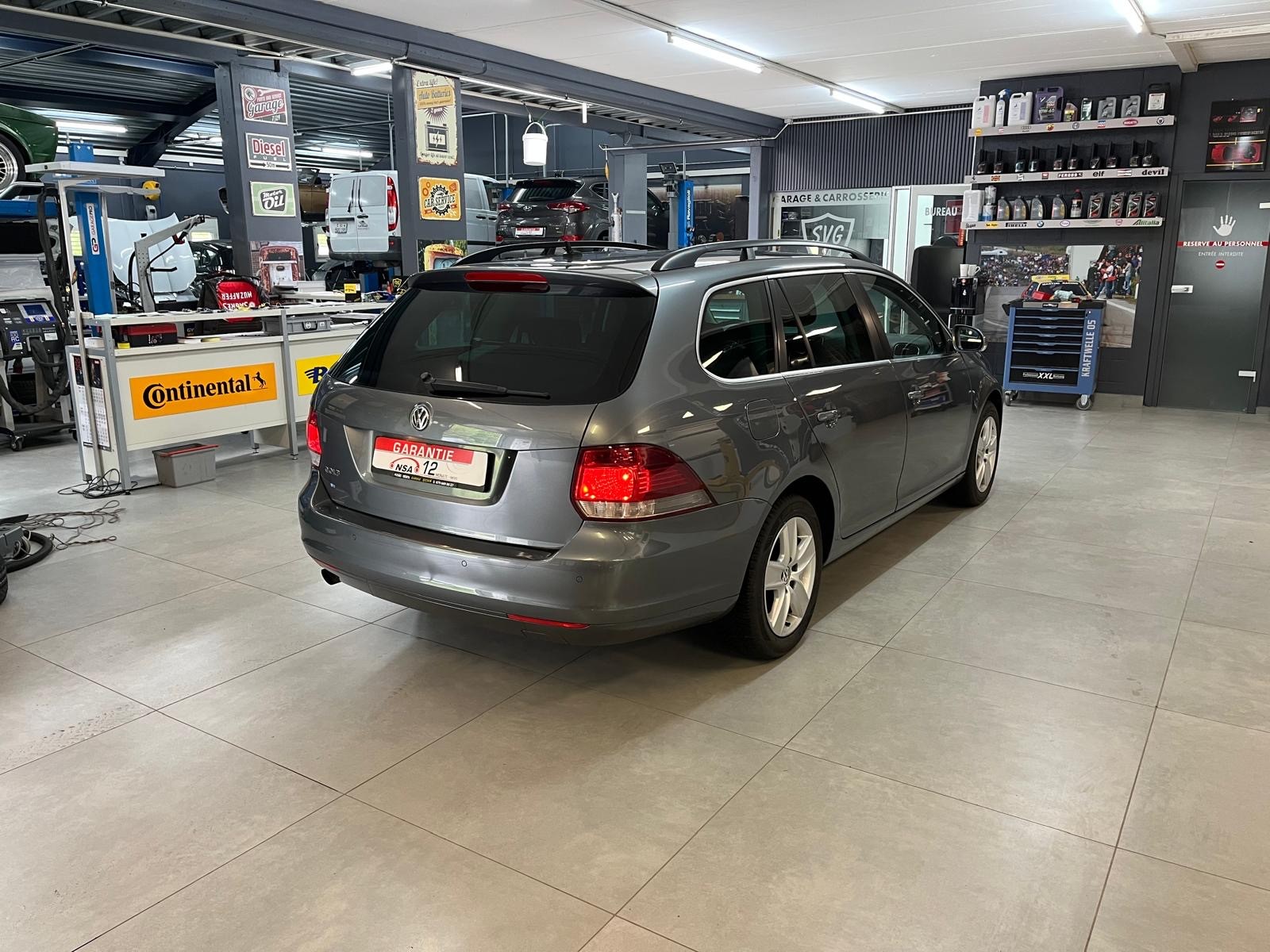 VW Golf Variant 1.2 TSI BMT Trendline-image-3
