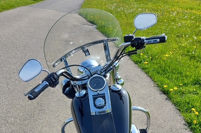 HARLEY-DAVIDSON FLSTC Softail Classic-image-2