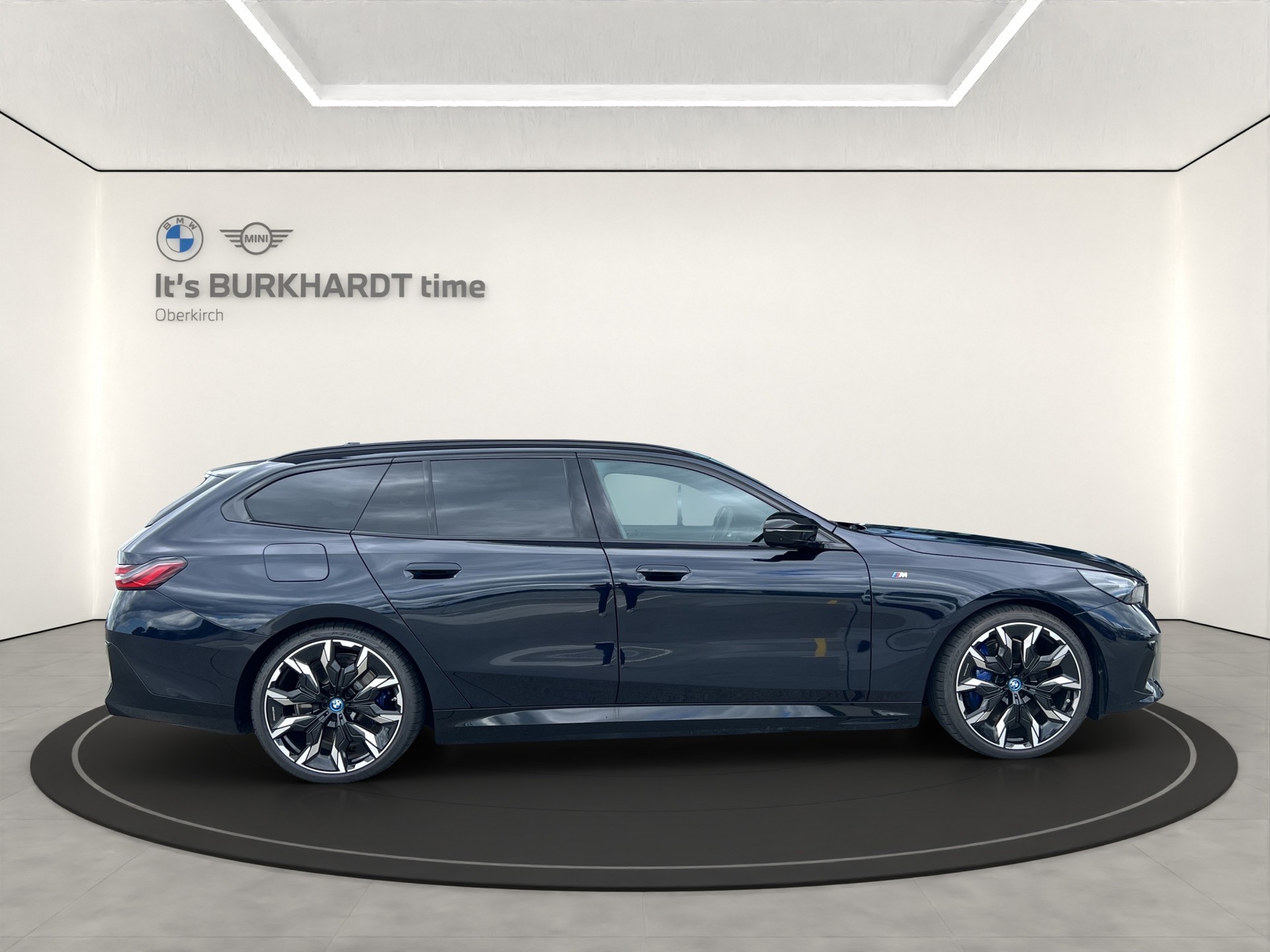 BMW i5 M60 Tour. M Sport Pro-image-5