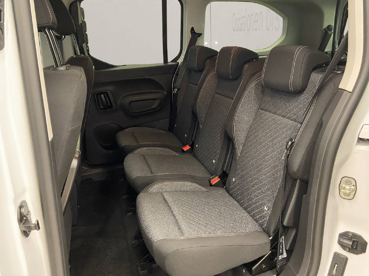 PEUGEOT Rifter Long 1.5 BlueHDi 130 Allure Limited Edition 7 Platz-image-9
