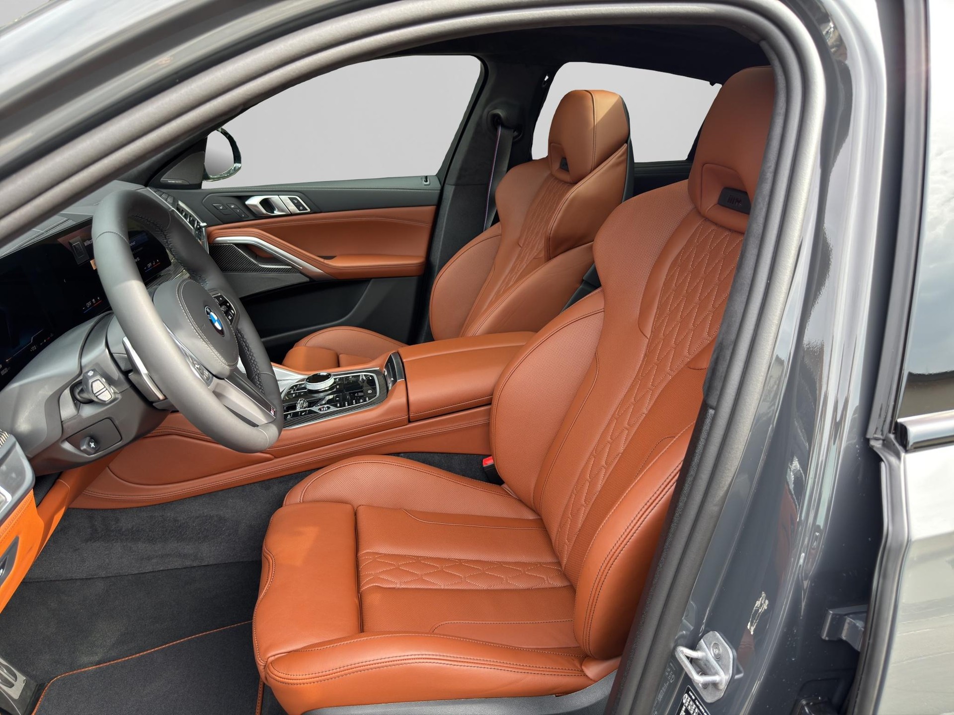 BMW X6 40i xDrive M Sport Pro-image-16