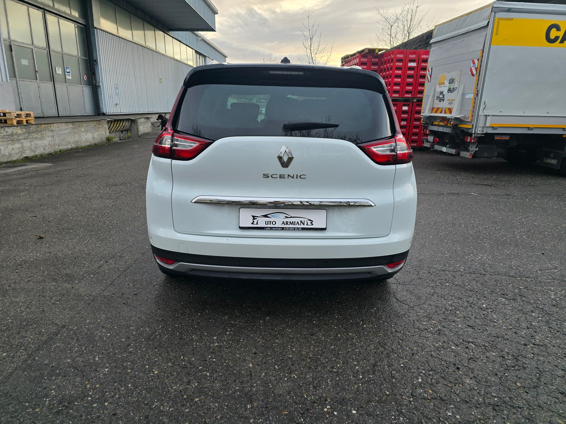 RENAULT Grand Scénic 1.6 dCi Bose EDC-showroom-element-3
