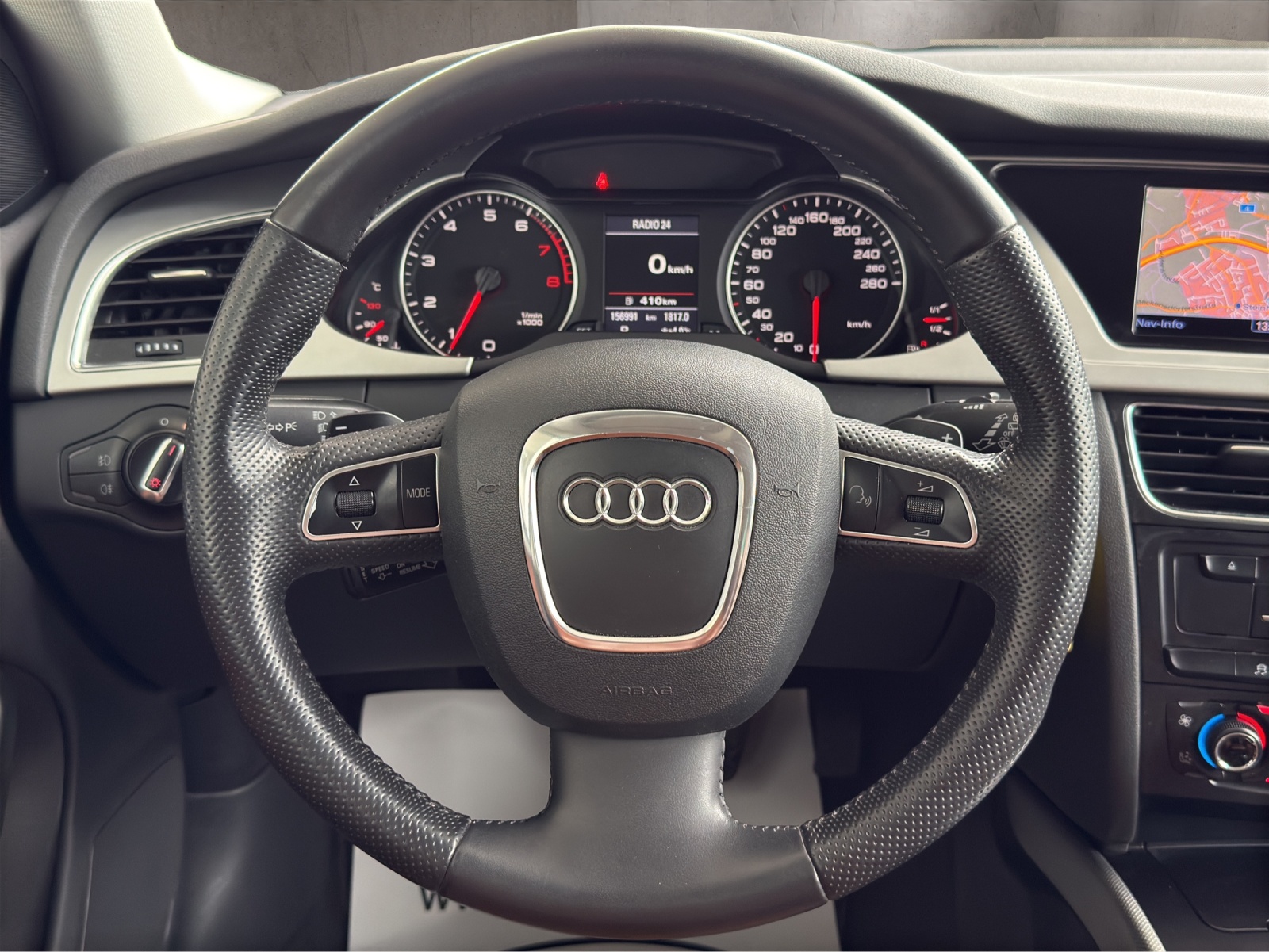 AUDI A4 allroad 2.0 TFSI quattro S-tronic-image-11