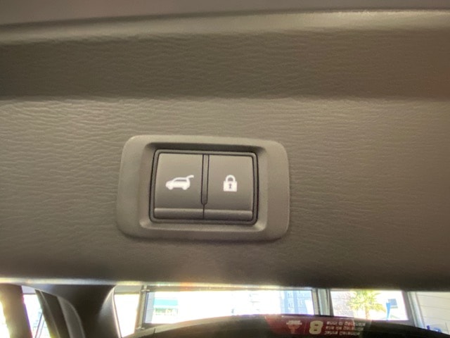 MITSUBISHI Outlander 2.4 PHEV Instyle+ 4WD Automatic-image-13