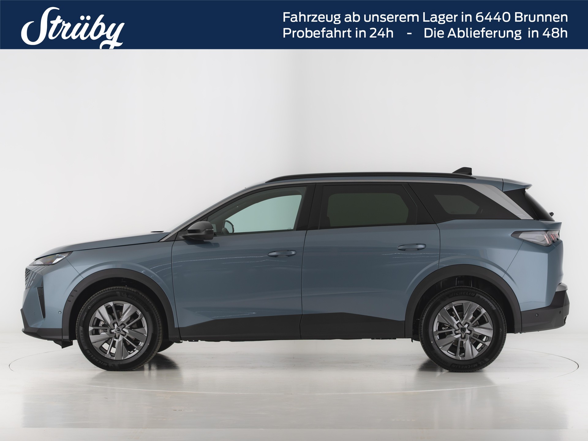 PEUGEOT 5008 1.2 Hybrid Allure Premium-image-16