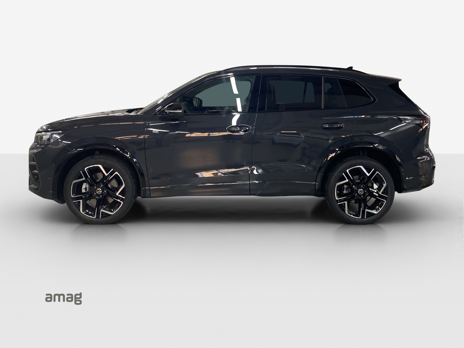 VW Tiguan 2.0 TSI DSG R-Line 4Motion-showroom-element-1