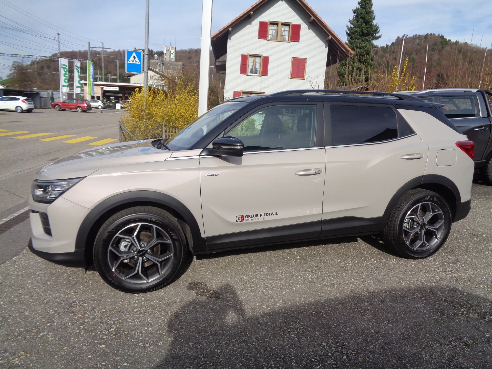 KGM-SsangYong Korando 1.5 T GDI Steel 4WD Automat-showroom-element-2