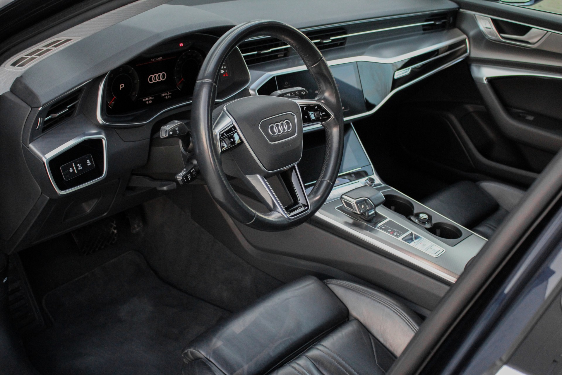 AUDI A6 Avant 45 TDI Sport quattro tiptronic-image-7