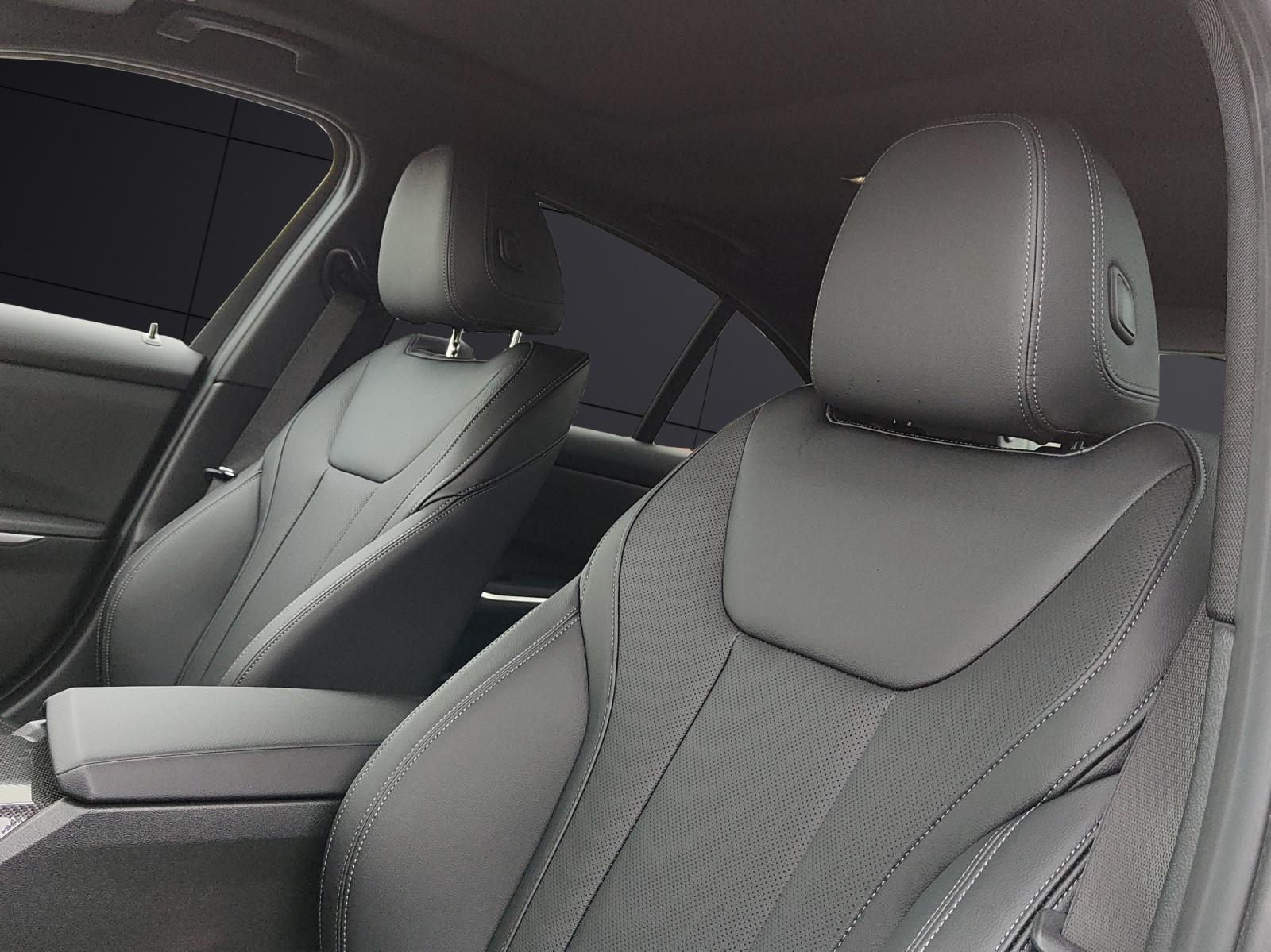 BMW 320d xDrive-image-15