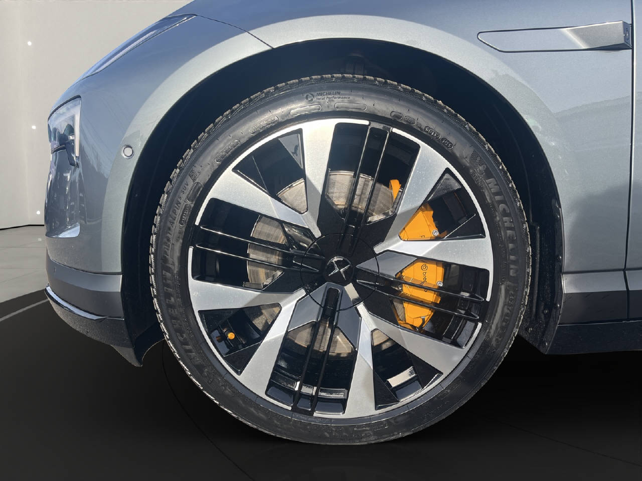 POLESTAR 4 Long Range Dual Motor Performance Prime .-image-9