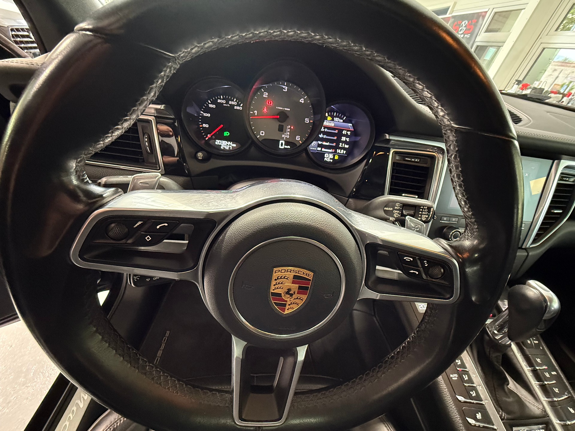 PORSCHE Macan S Diesel PDK-image-9