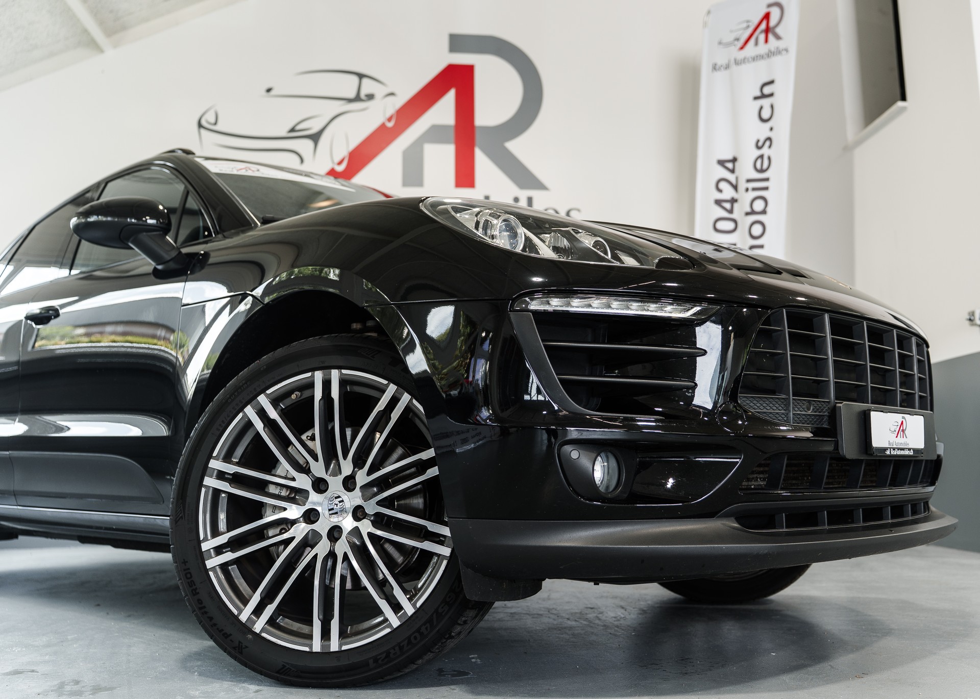 PORSCHE Macan S Diesel PDK-image-9