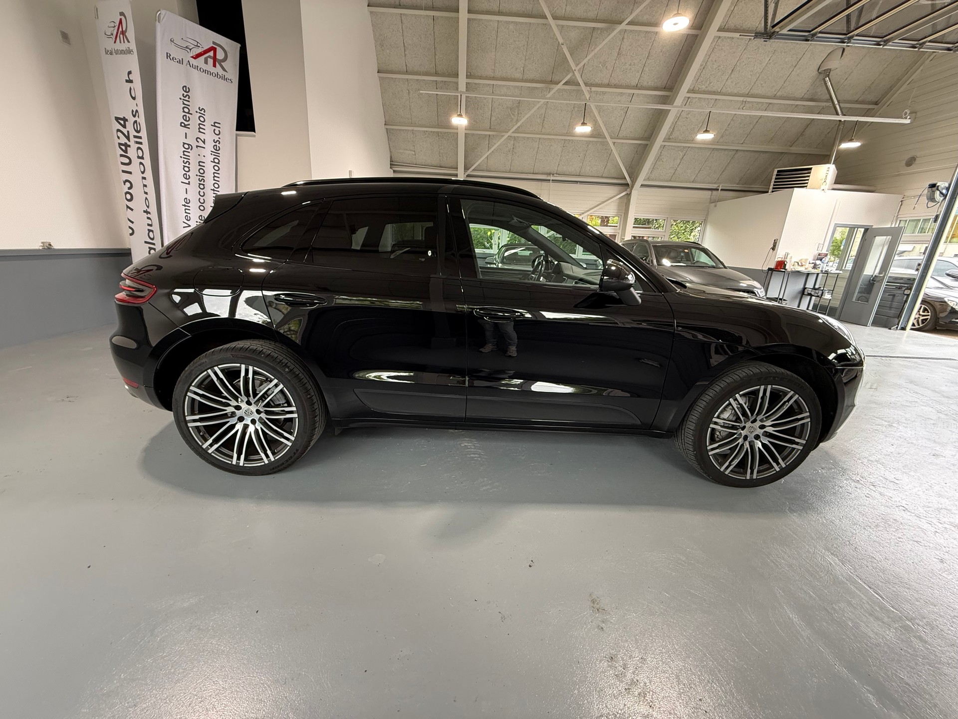 PORSCHE Macan S Diesel PDK-image-3
