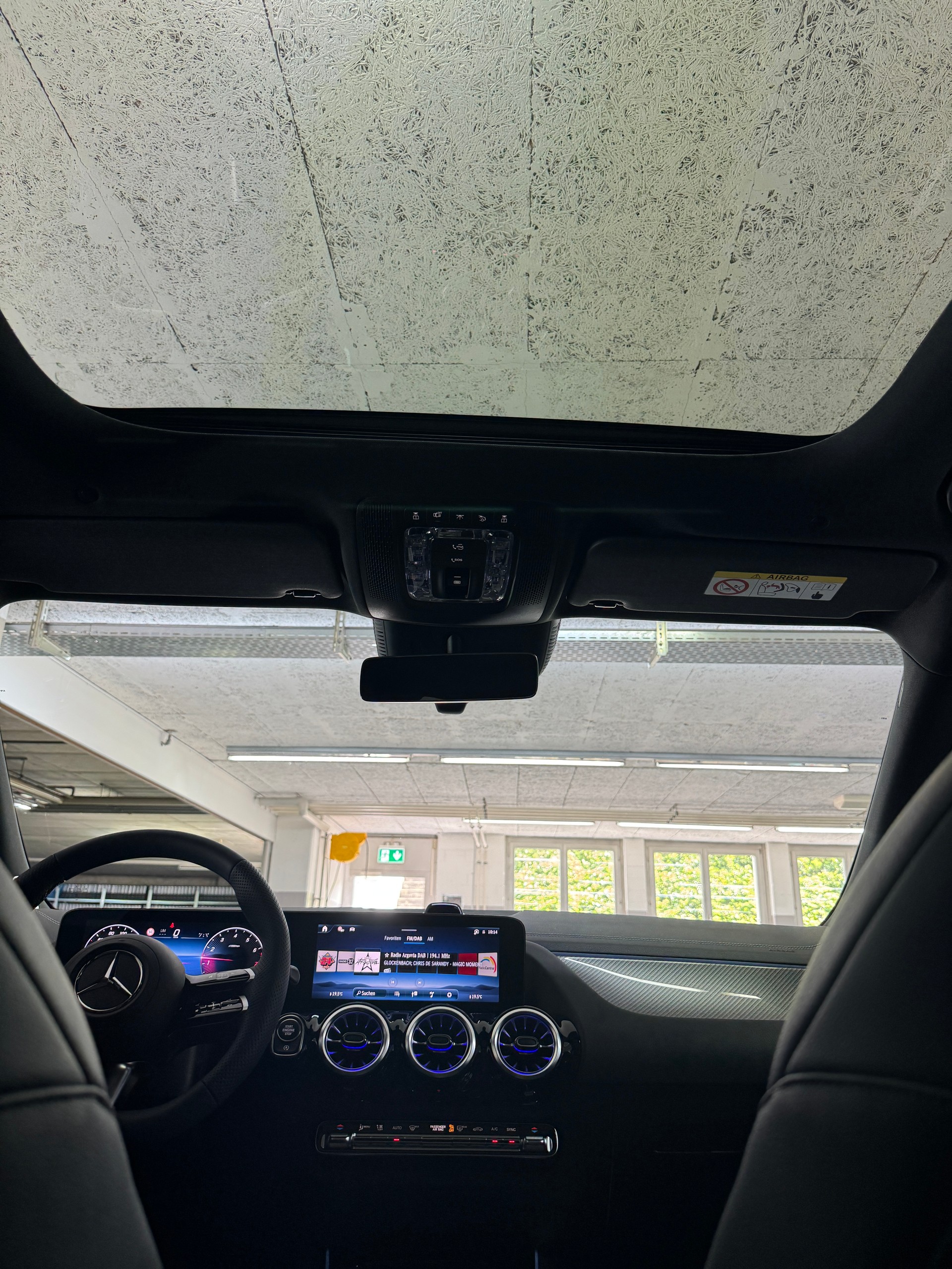 MERCEDES-BENZ GLA 250 4Matic Swiss Star-image-14