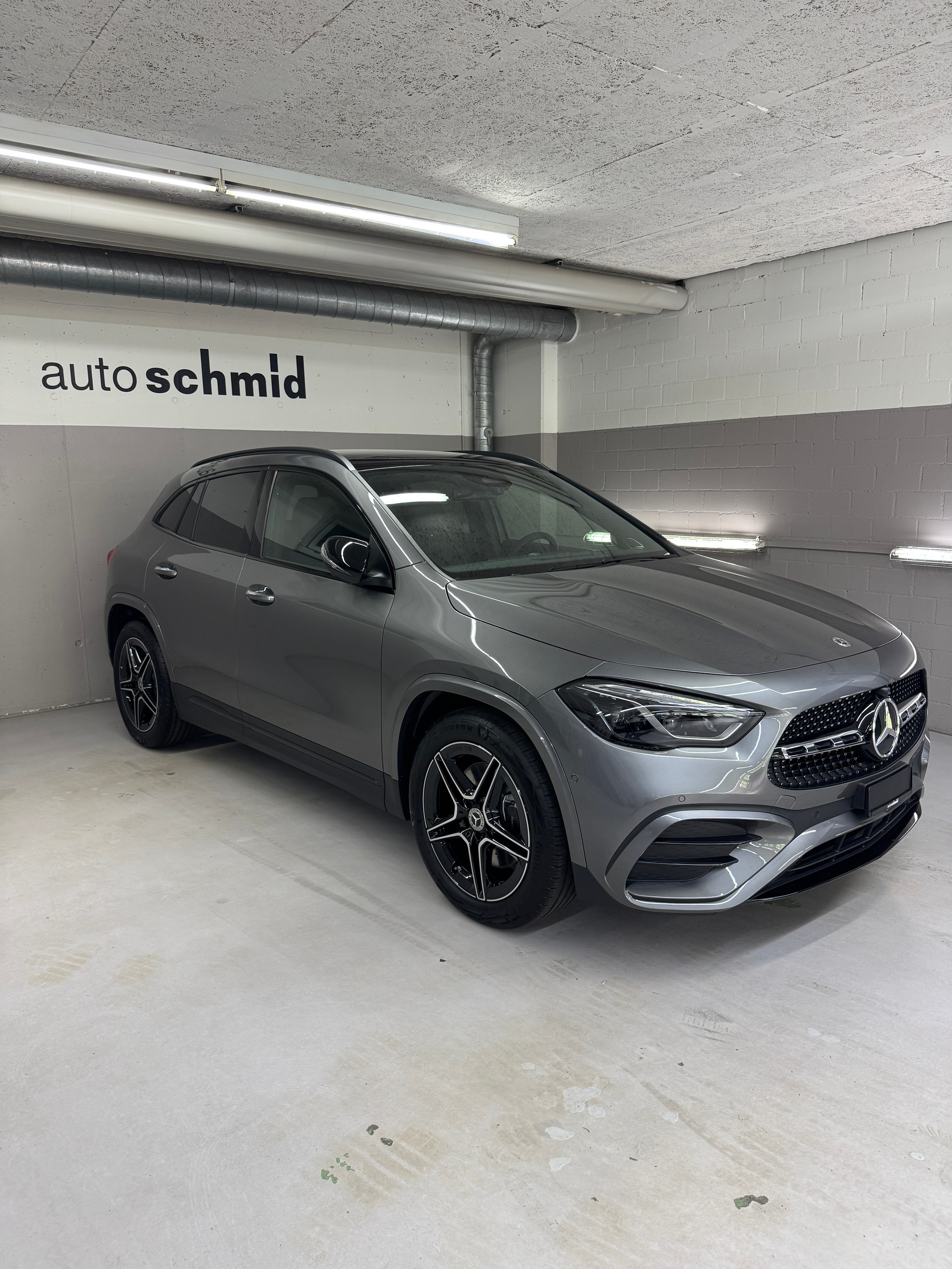MERCEDES-BENZ GLA 250 4Matic Swiss Star