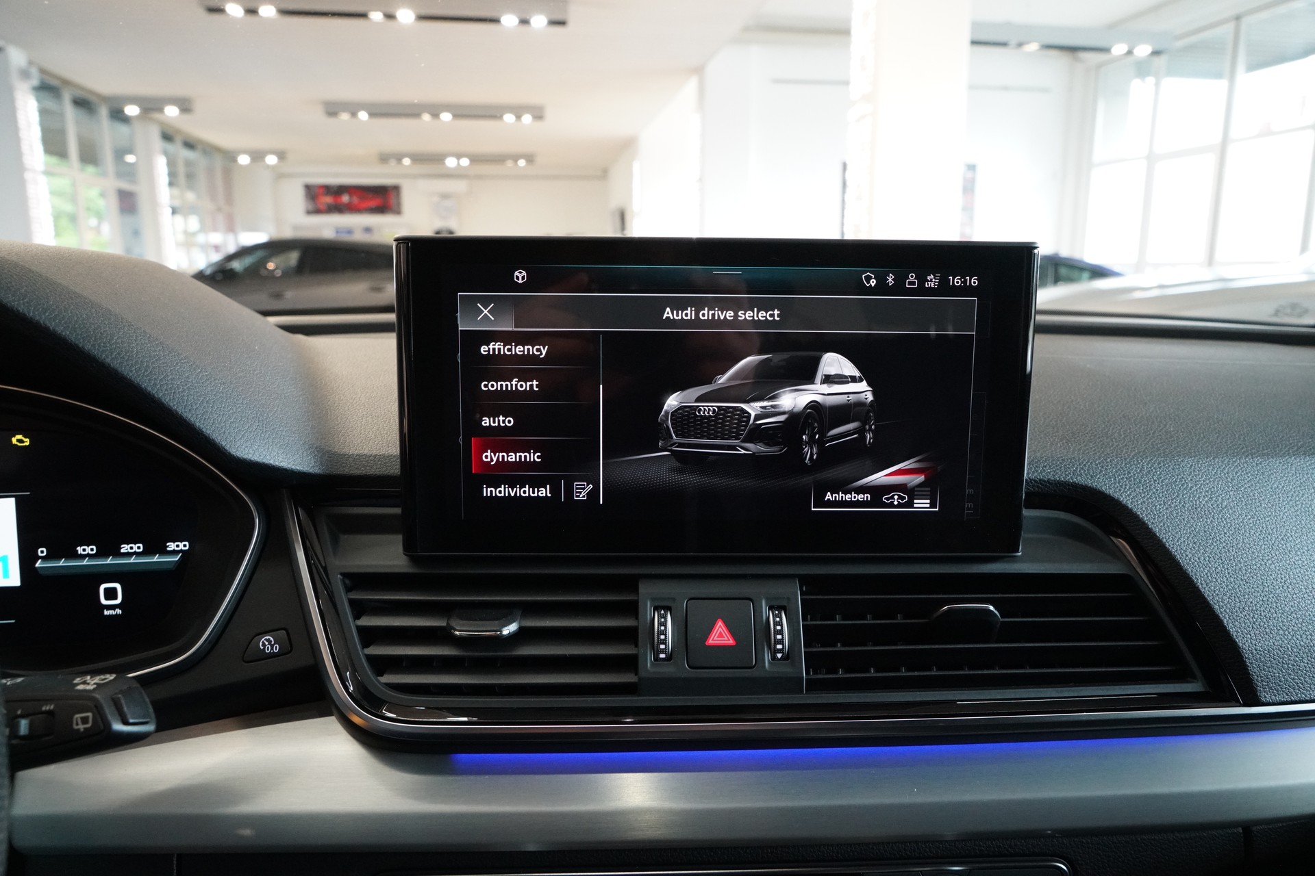 AUDI SQ5 Sportback TDI quattro tiptronic-image-15