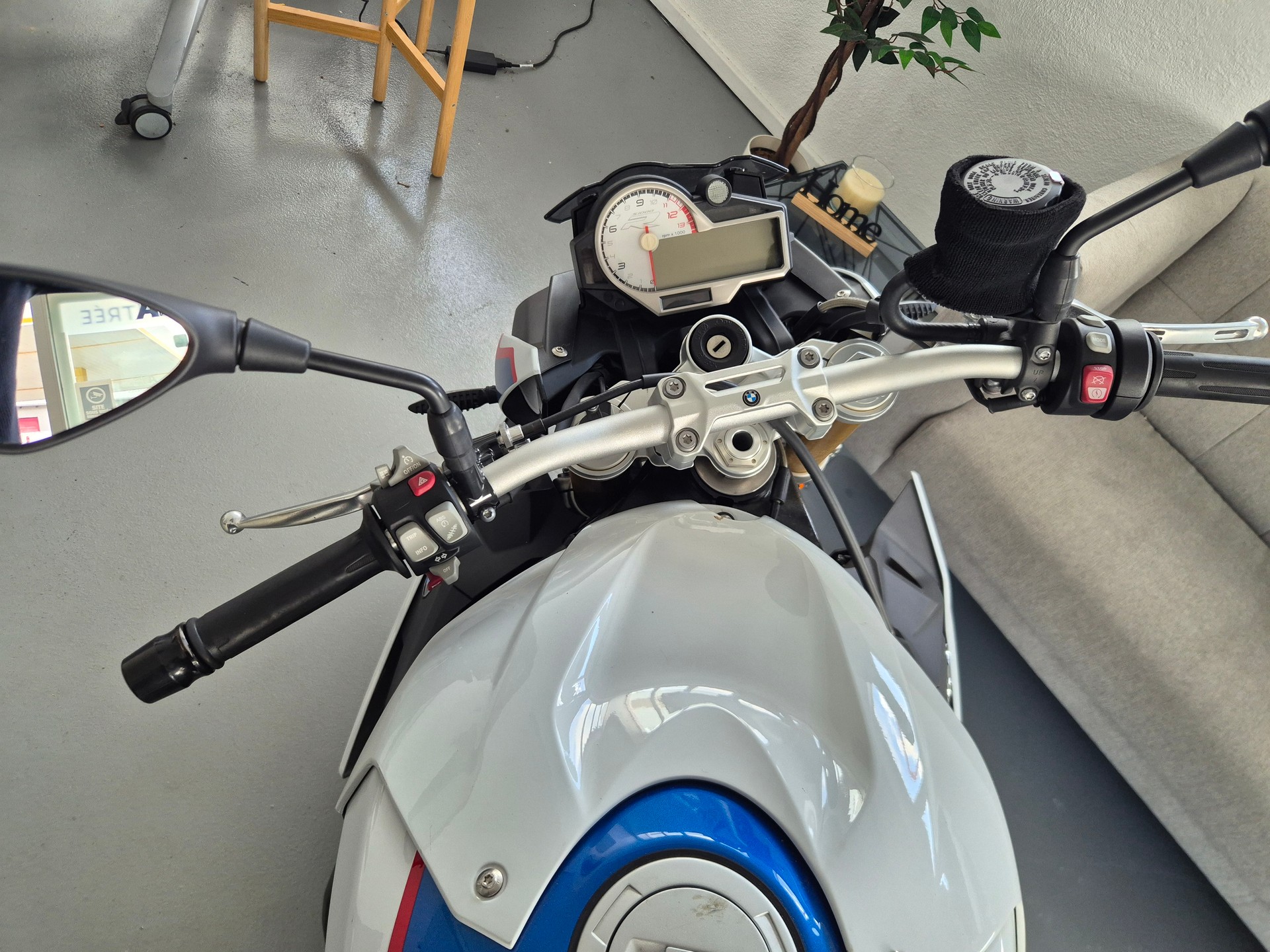 BMW S 1000 R ABS-image-5