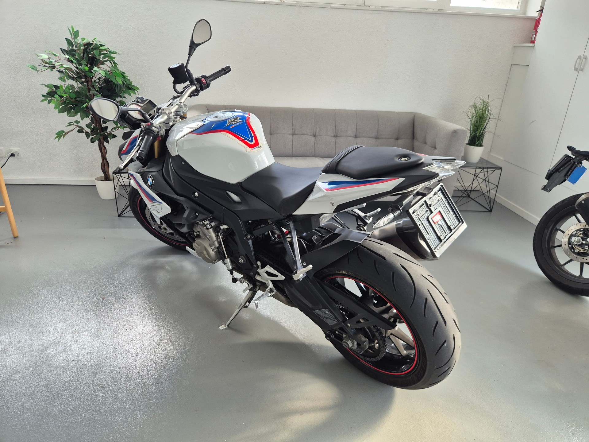BMW S 1000 R ABS-image-4