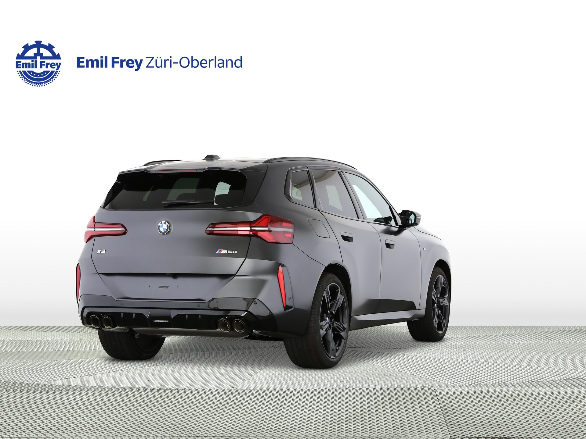 BMW X3 M50i-showroom-element-2