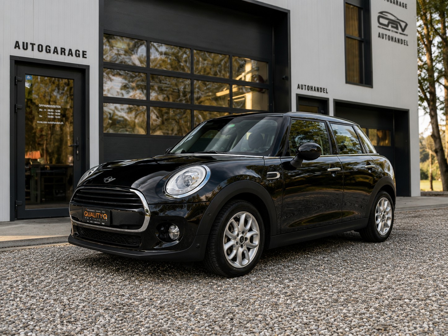 MINI Cooper Steptronic-image-1