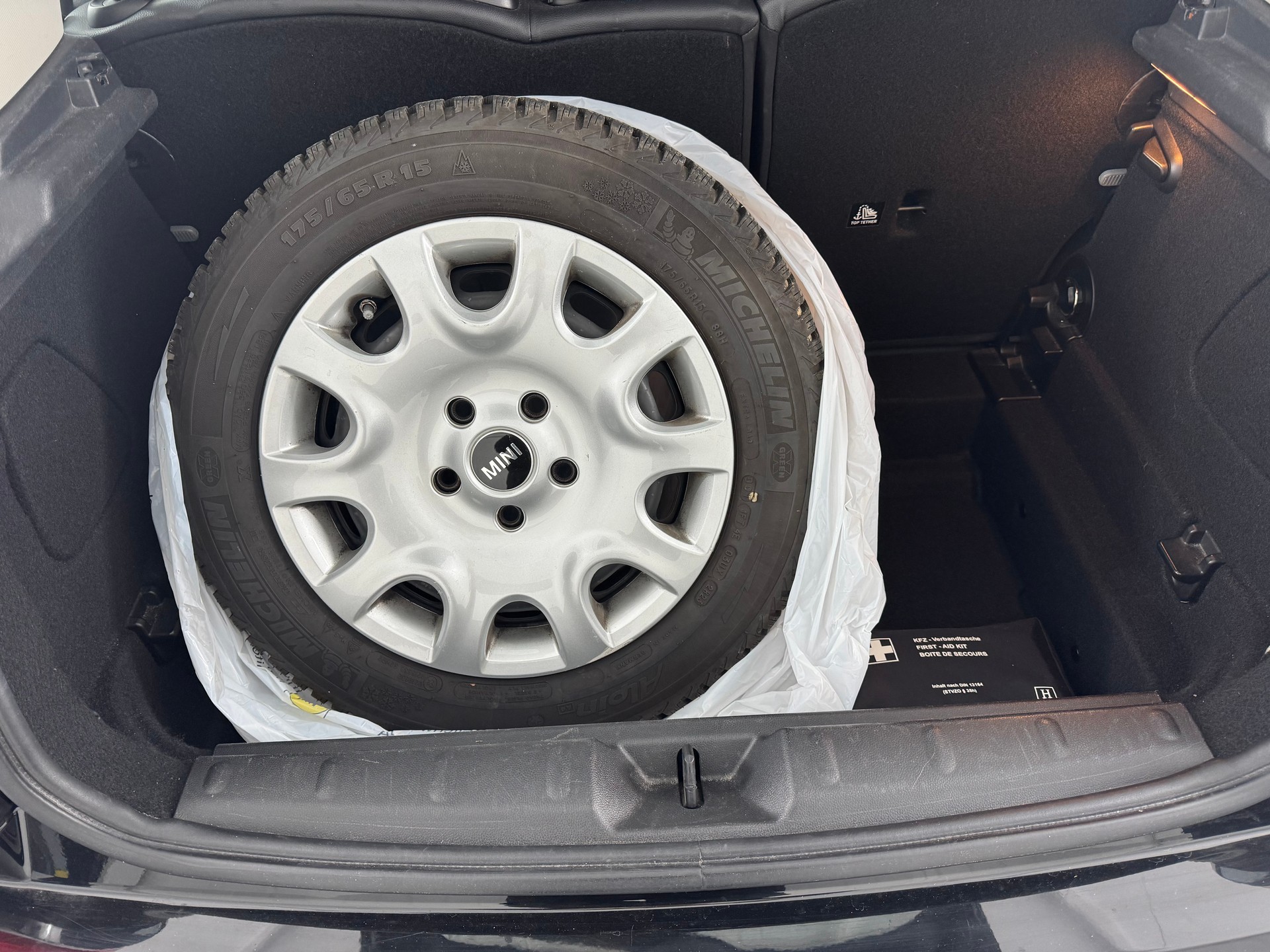 MINI Cooper Steptronic-image-5