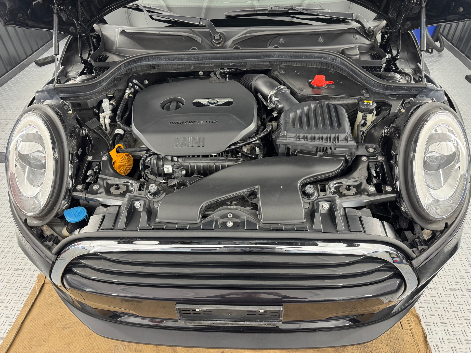 MINI Cooper Steptronic-image-11