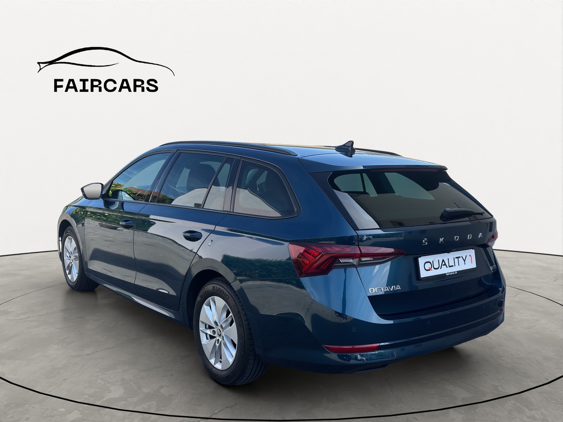 SKODA Octavia Combi 1.0 TSI mHEV DSG Ambition-showroom-element-3
