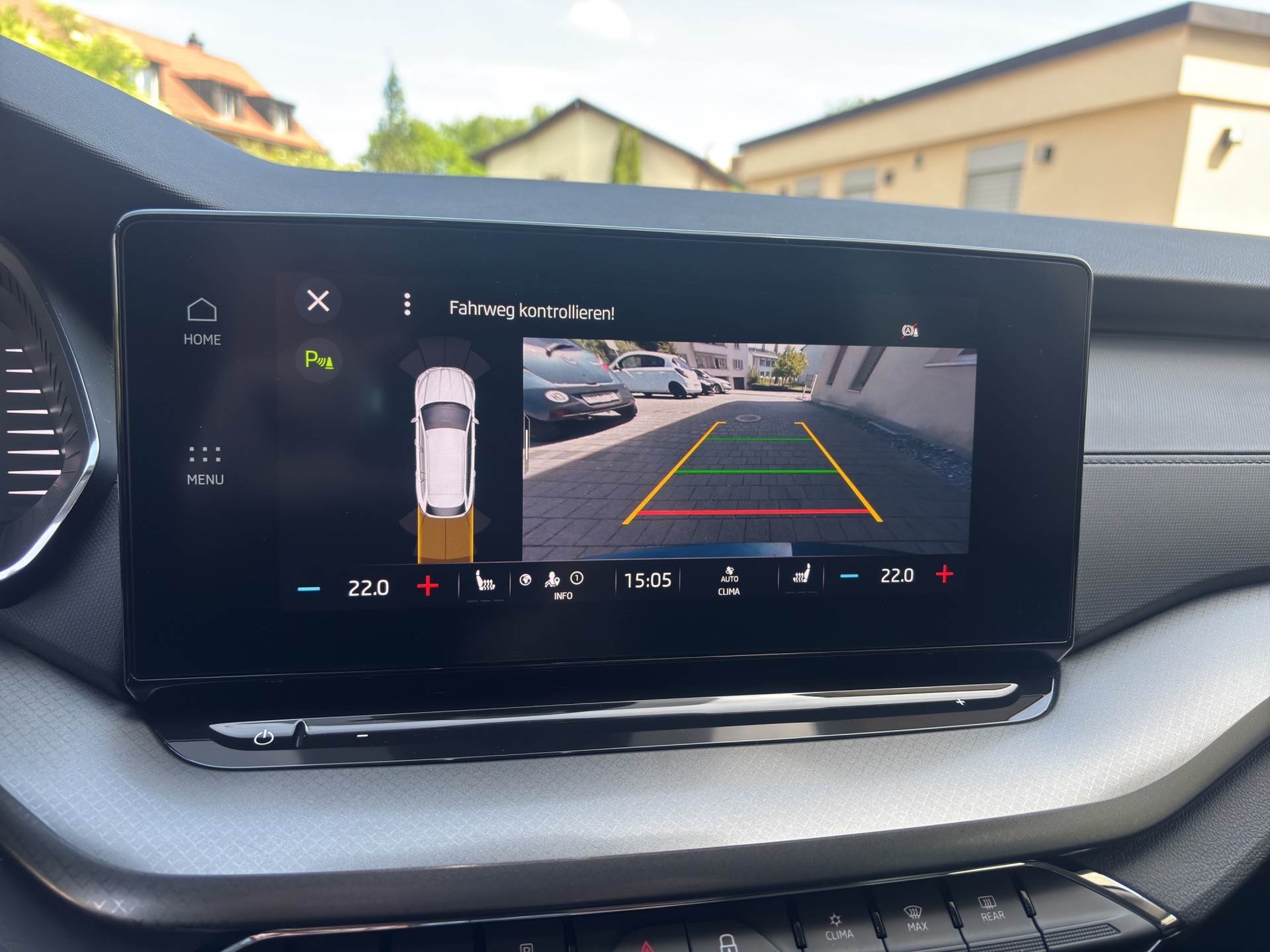 SKODA Octavia Combi 1.0 TSI mHEV DSG Ambition-image-14
