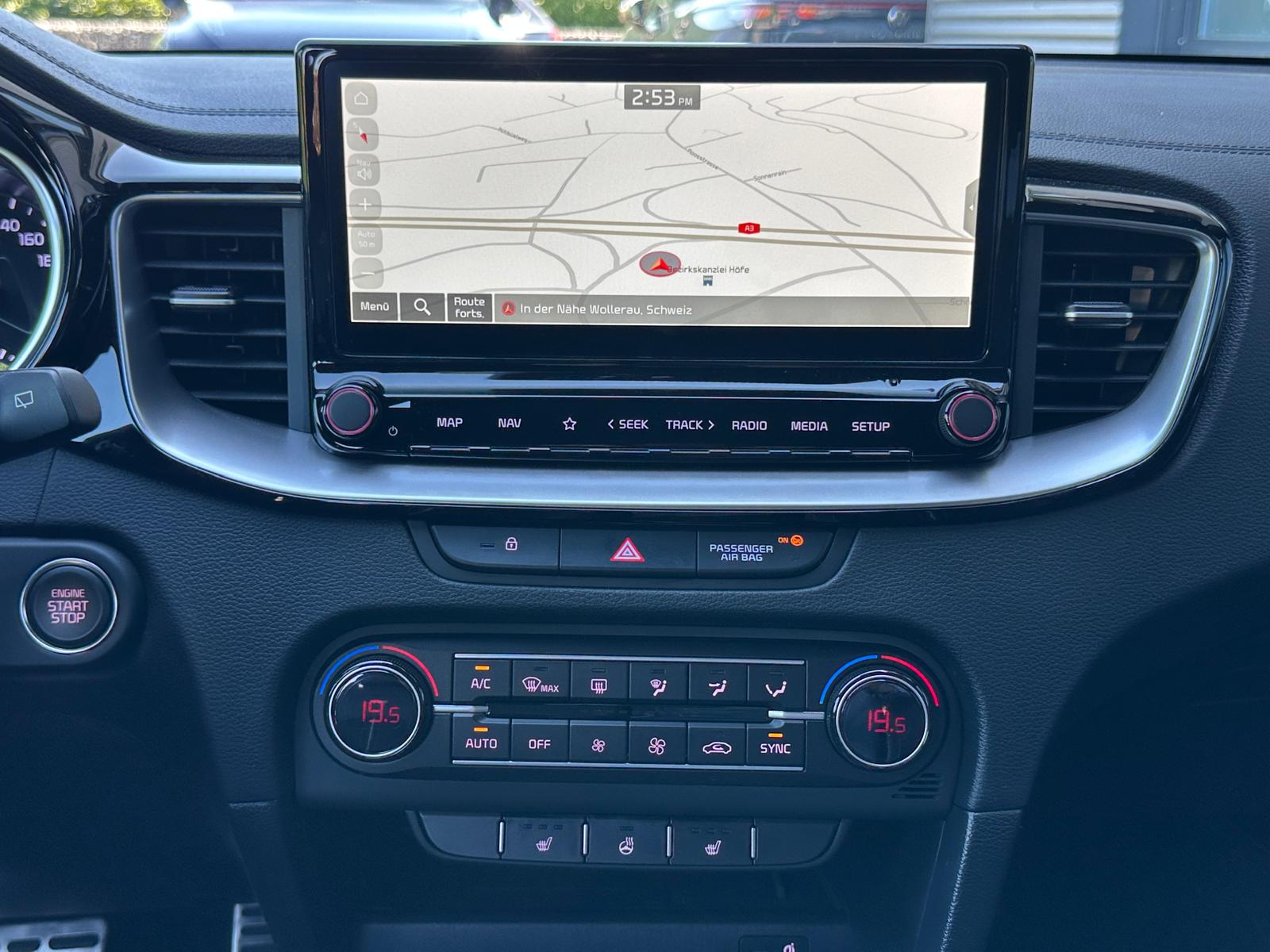 KIA ProCeed 1.5 T-GDi MHEV GT-Line DCT-image-11