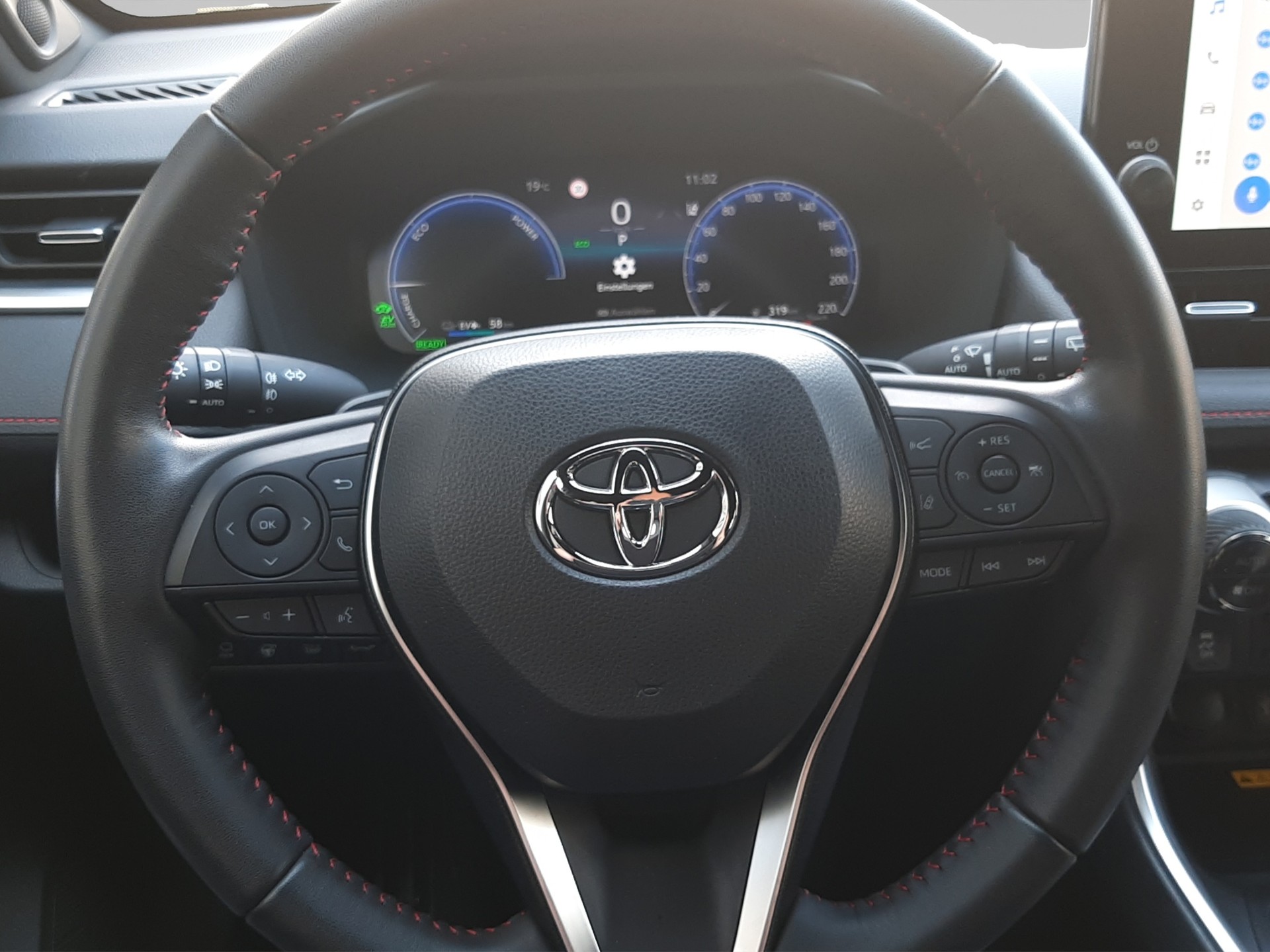 TOYOTA RAV4 2.5 Plug-In-Hybrid Platinum-image-10