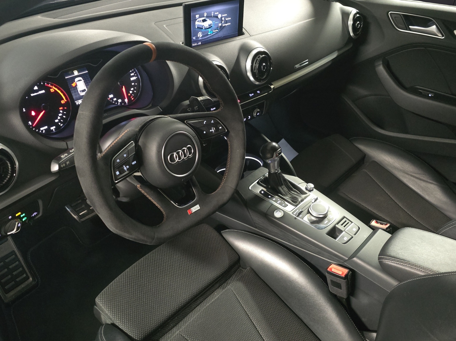 AUDI A3 Sportback 35 TDI Sport S-tronic-image-9