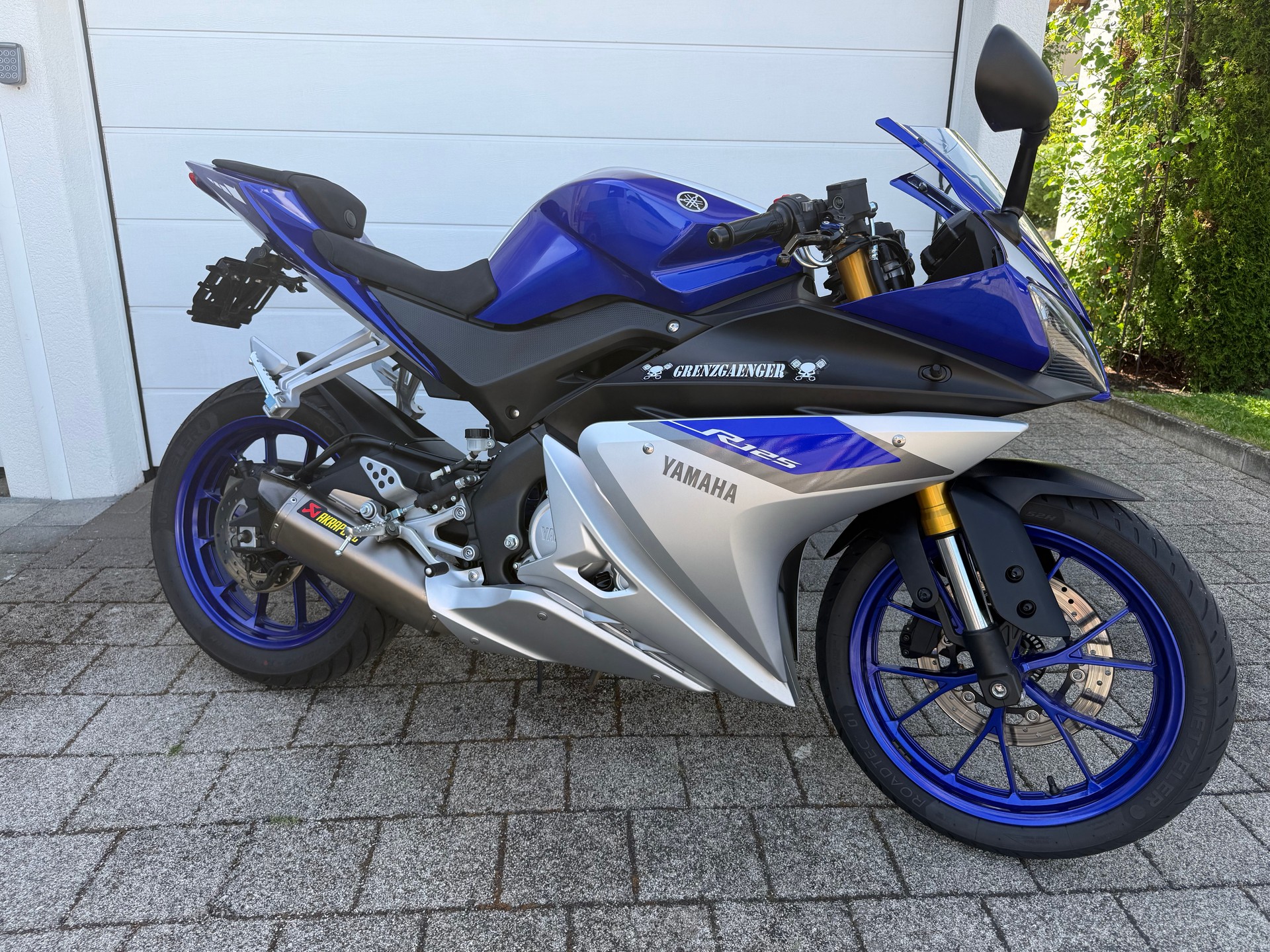 YAMAHA YZF-R 125 ABS Akrapovic-image-0