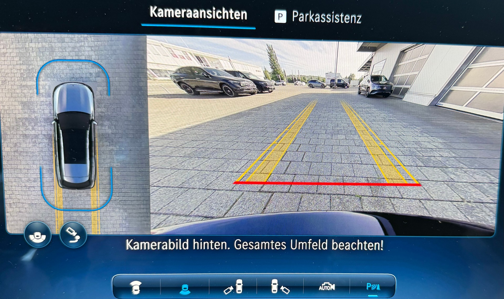 MERCEDES-BENZ E 200 AMG Line T 9G-Tronic 4Matic-image-11